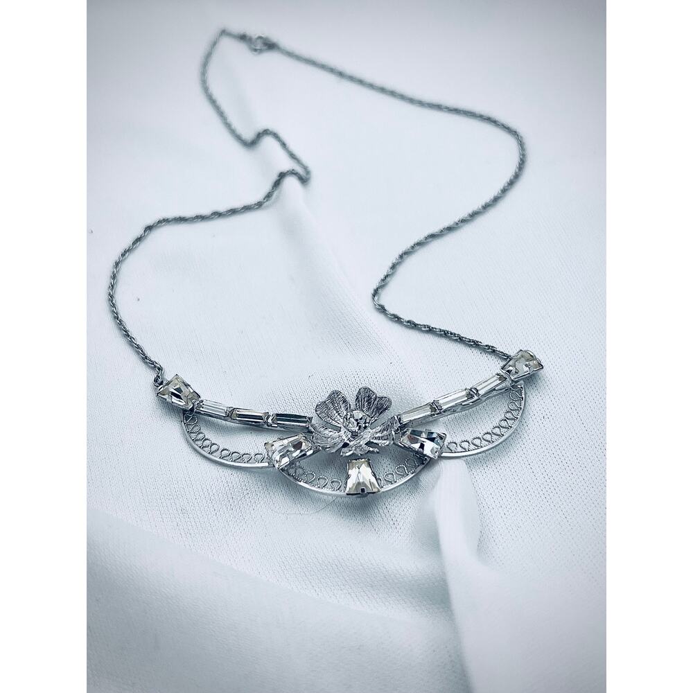 Vintage Star-Art Sterling Rhinestone Fan Necklace